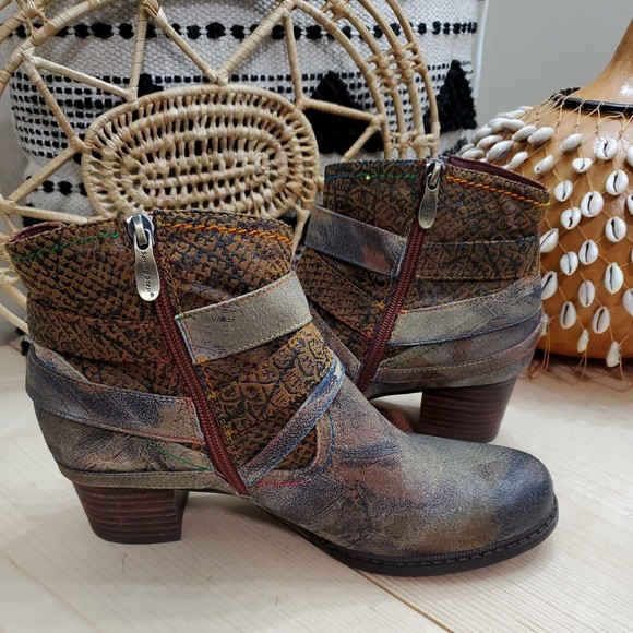 L'Artiste Spring Step Shazzam Leather Hand Painted Ankle Booties Artsy Boho NWOB - Picture 6 of 16